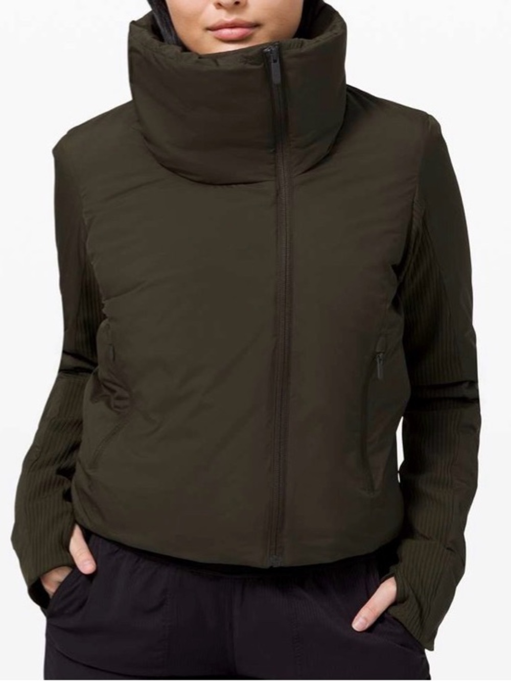 #611 NWT Lululemon Sleek City Jacket
Army Green - Sz 14